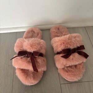 Slippers Size 7
